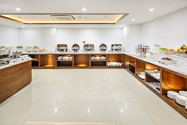 メリー ホテル (迈瑞酒店)