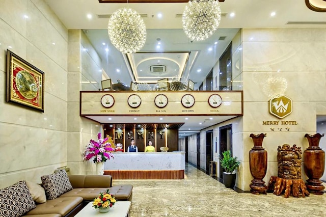 メリー ホテル (迈瑞酒店)