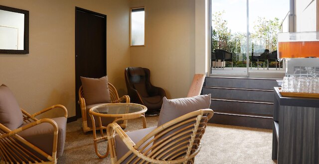 湊小宿 海の薫と AWAJISHIMA