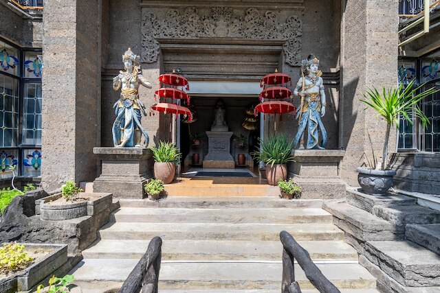 ヴィラリシ ホテル