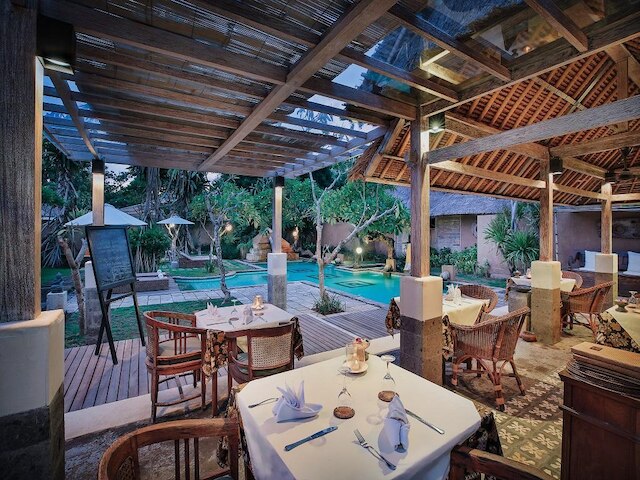 ヴィサカ サヌール バイ プリ シグネチャーズ