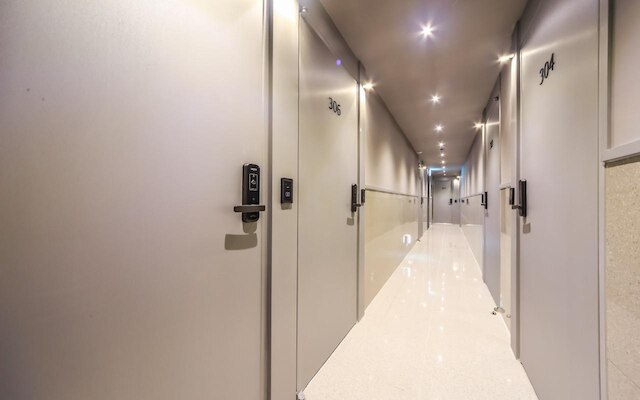 ティント ホテル