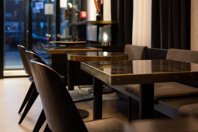 ザ スポット - サービスド アパートメンツ