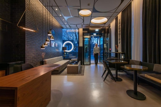 ザ スポット - サービスド アパートメンツ