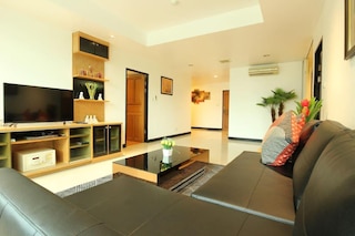 セリーナ サトーン スイーツ