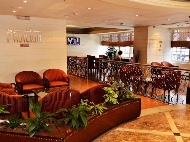 J5 ホテルズ バール ドバイ