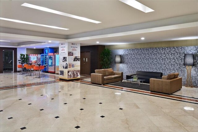 レLC インターナショナル ホテル (SG Clean)