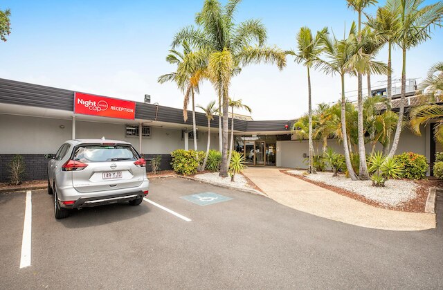 ナイトキャップ アット スプリングウッド ホテル