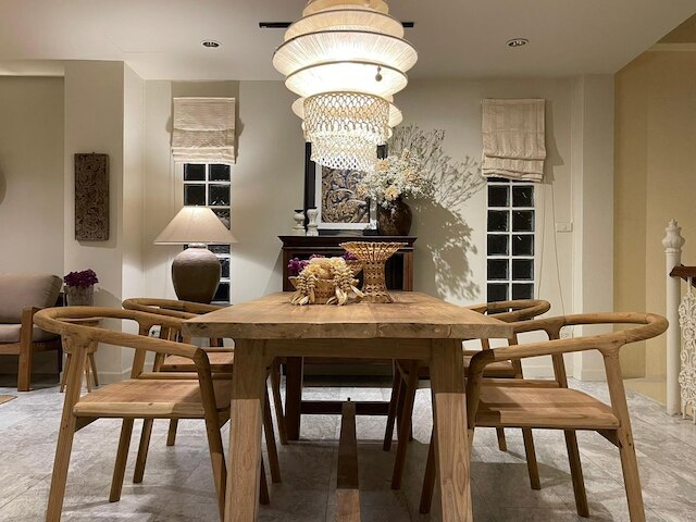 サバイデイ ゲストハウス ニマン