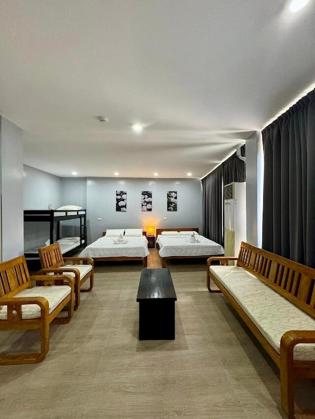 フロレンシアズ ペンション ハウス