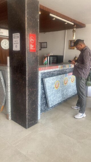 ホテル アバロン パレス