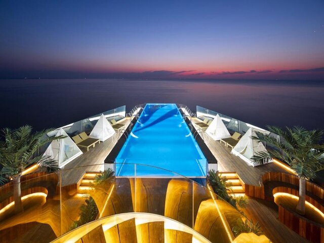 サン クルーズ リゾート アンド ヨット