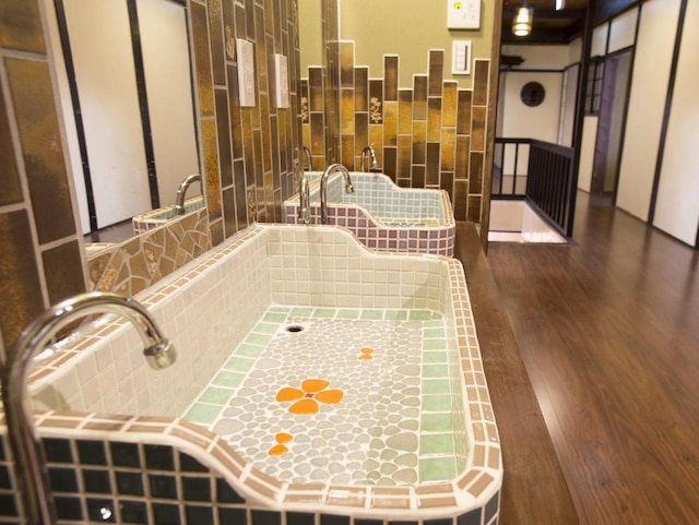 ゲストハウス由苑