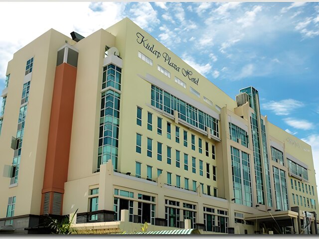 キウラップ プラザ ホテル