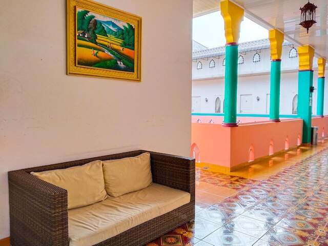 OYO 269 グランド シャキラ シャリア