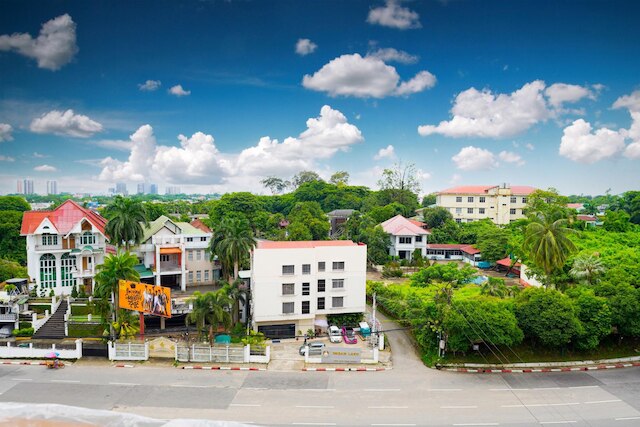 チェリー ヒルズ ホテル