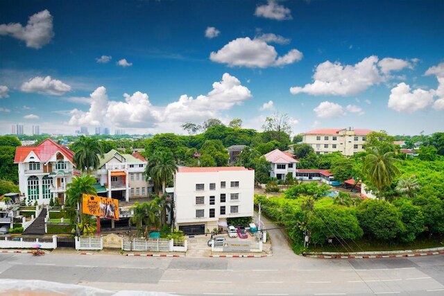 チェリー ヒルズ ホテル