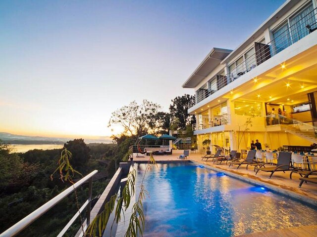 オーシャン スイーツ ブティック ホテル