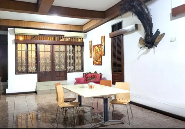 カスマラン・ゲストハウス・シャリア