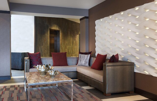 エンバシー スイーツ バイ ヒルトン ヒューストン ニア ザ ガレリア