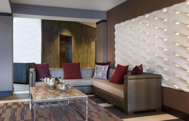 エンバシー スイーツ バイ ヒルトン ヒューストン ニア ザ ガレリア