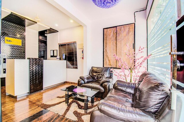 ファブホテル コーポレート クラウン コラマンガラ