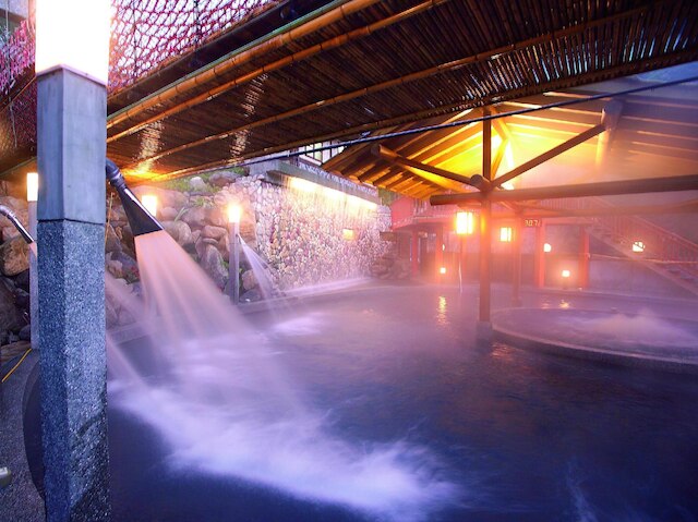 ク クアン ホットスプリング ホテル