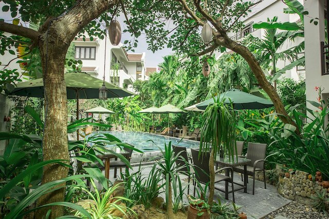 イースト ウエスト ヴィラ