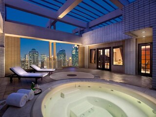 ザ サルタン レジデンス