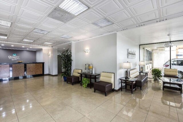 クオリティ イン & スイーツ ロサンゼルス エアポート - ラックス