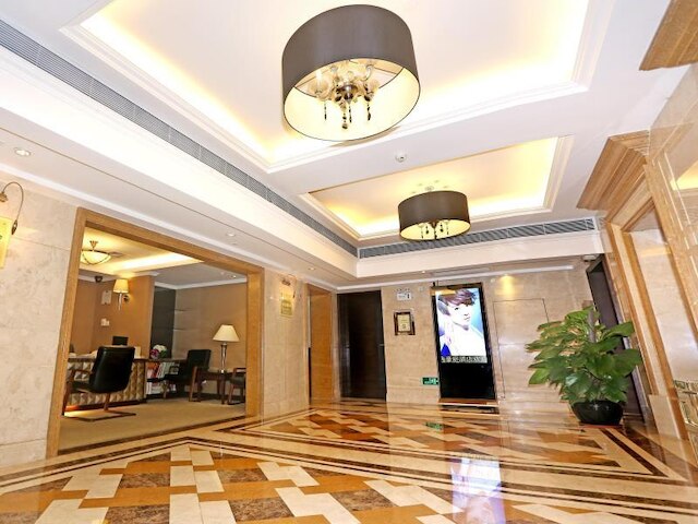 グランド パレス ホテル