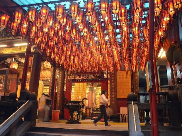 トゥモロー ホテル (明日大飯店)