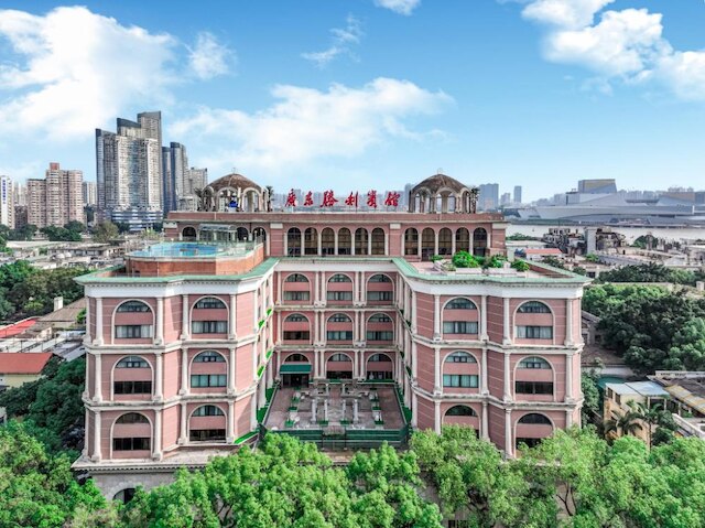 広東 ビクトリー ホテル - 広州交易会期間中はエキシビションセンターまで無料のシャトルバスを運行 (広東勝利賓館 - 广交会免费穿梭巴士至展馆)