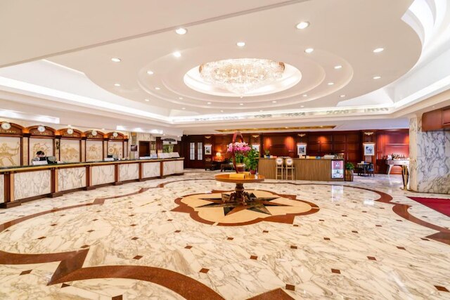 広東 ビクトリー ホテル - 広州交易会期間中はエキシビションセンターまで無料のシャトルバスを運行 (広東勝利賓館 - 广交会免费穿梭巴士至展馆)