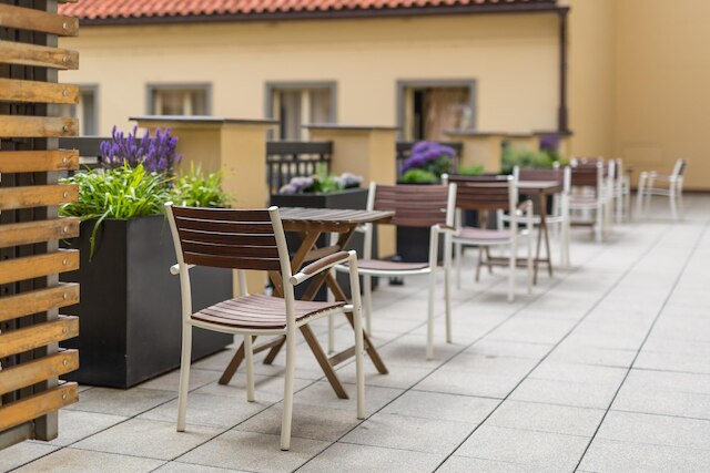 マーチャント ルームズ & アパートメンツ