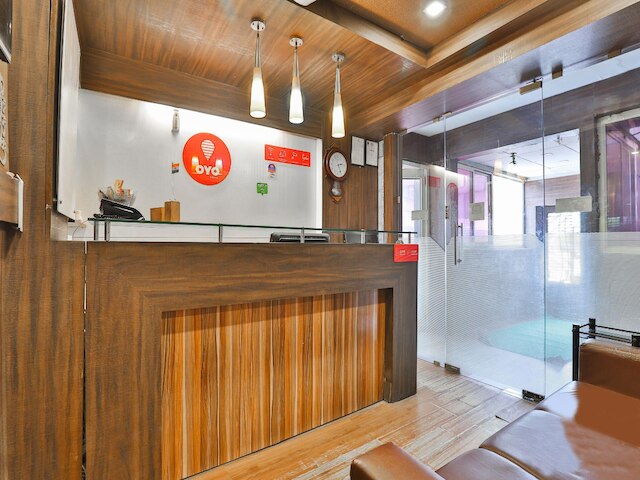 OYO 3649 ホテル シュリー バラジ レジデンシー