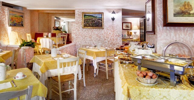 コロンナ パレス メディテラネーオ