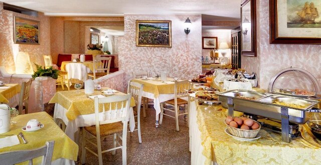 コロンナ パレス メディテラネーオ