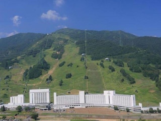 苗場プリンスホテル