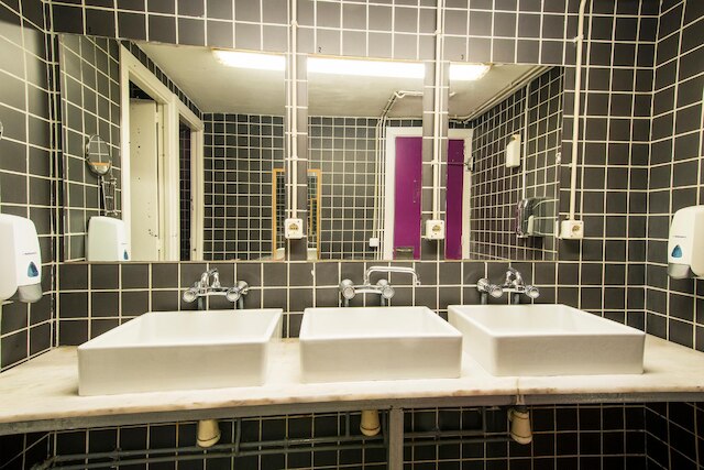 セーフステイ バルセロナ ゴシック