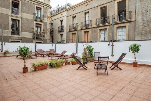 セーフステイ バルセロナ ゴシック