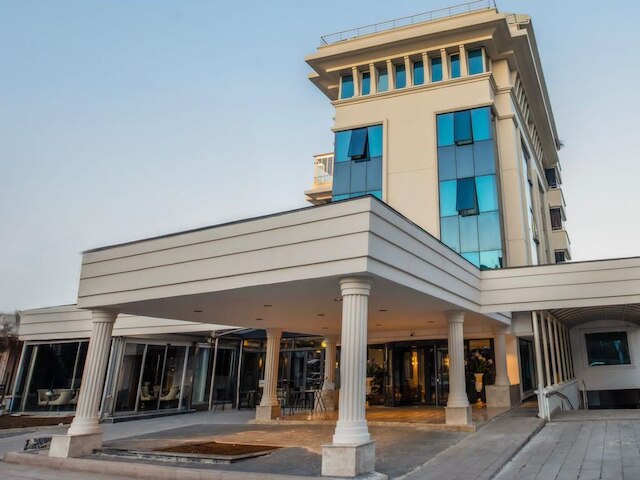 アクマンプレミアムホテル