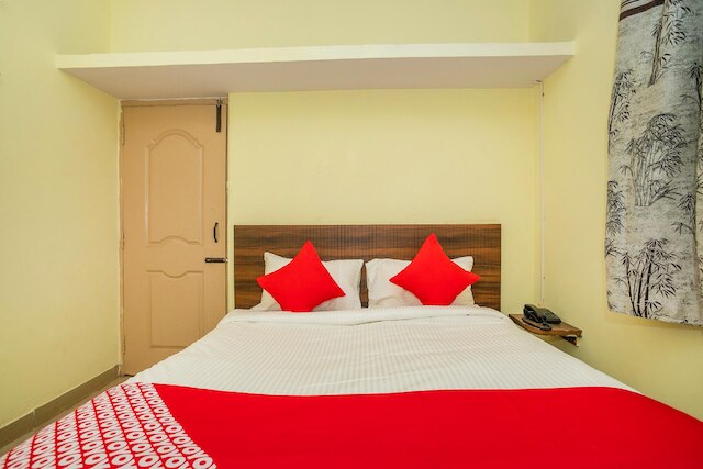 OYO 28067 シレー コンフォーツ