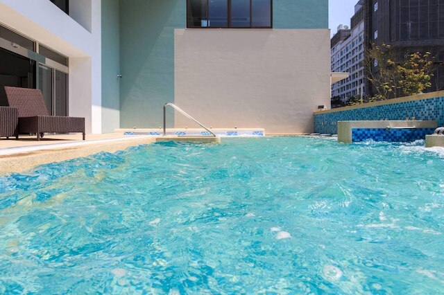 ホテル ピン ジャオシー (品文旅礁溪)