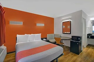 スーパー 8 by ウィンダム サンタ クララ