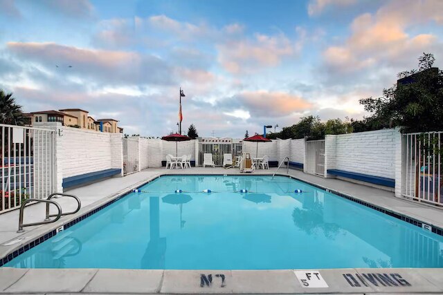 スーパー 8 by ウィンダム サンタ クララ