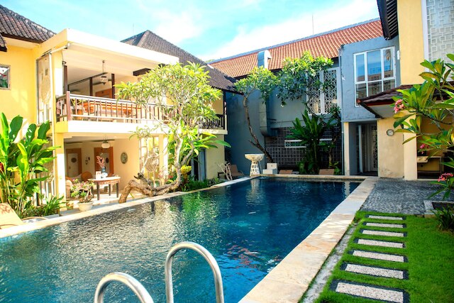 エビアン バイウ マンション