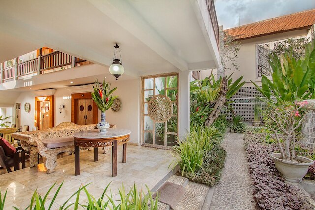 エビアン バイウ マンション