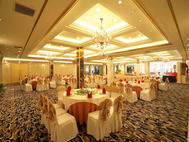 ブルー パレス ホテル (藍宮大飯店)