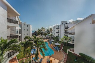 インペリアル ラス ペルラス